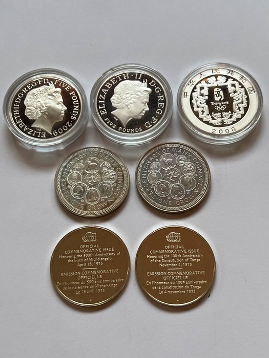 Monde. Lot diverse munten en penningen 1975/2010 (7 stuks) waarvan 5x zilver