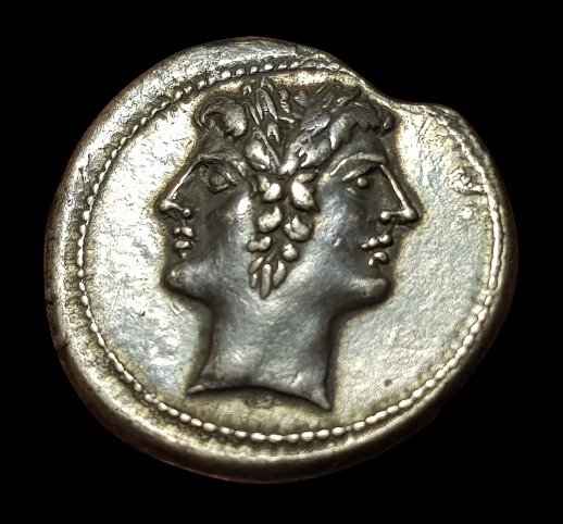 Roman Republic. Anonymous. AR Quadrigatus or Didrachm,  ca. 225-214/2 BC