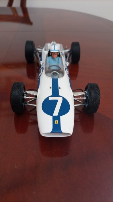Look Smart - 1:18 - Ferrari 158 F1 1964