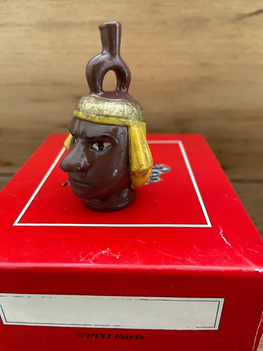 Tintin - Pixi 5617 - Les objets du mythe - Le vase du Temple du Soleil - (1996)