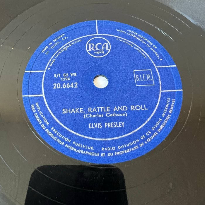 Elvis Presley - "Shake, Rattle and Roll" b/w "Lawdy, Miss Clawdy" - EP-10"inch, 78 Rpm - 1956