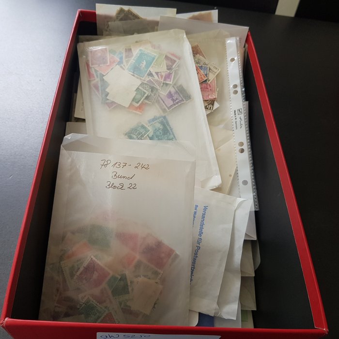 Monde 1870/1970 - Exciting batch of duplicates, many countries, MNH and cancelled, in bags