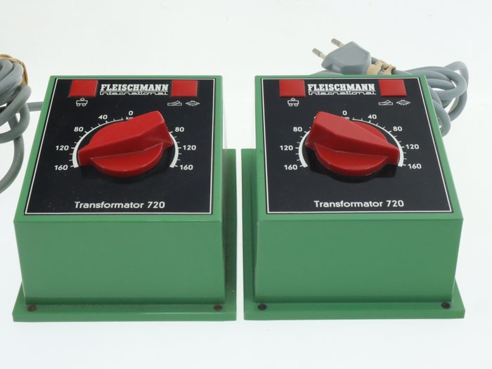 Fleischmann H0 - 6750 - Zubehör - Zwei 17-VA-Antriebsspannungsregler/-transformatoren