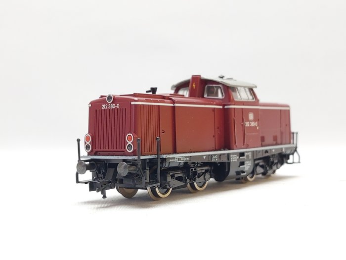 Fleischmann H0 - 4230 - Diesellokomotive - BR 212 in rot - DB