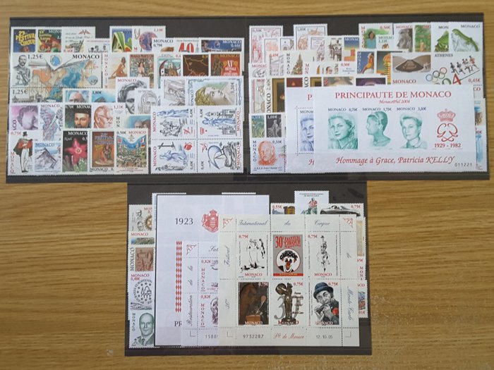 Monaco 2003/2005 - 3 complete years of common stamps with souvenir sheet 90 - Yvert 2382 à 2527 sans les timbres non émis et BF 90