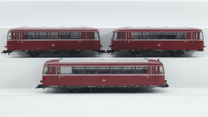 Fleischmann H0 - 6 4405/4406 - Motorwagen - Railbus VT 95 met 2 bijwagens - DB