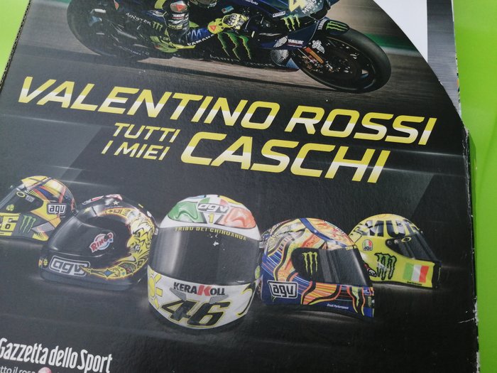 De Agostini caschi di Valentino Rossi - 1/5 - 3 caschi di Valentino