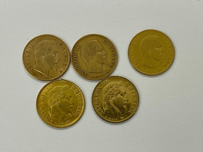 Frankreich. 10 Francs 1858-68, Napoléon III (Lot de 5 pièces)