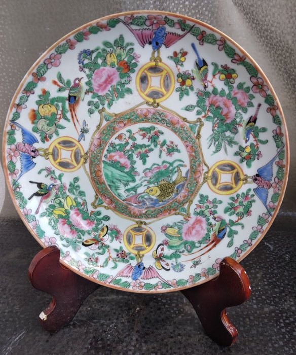 Piatto (1) - Famille verte - Porcellana - Family green plate - Cina - XIX secolo