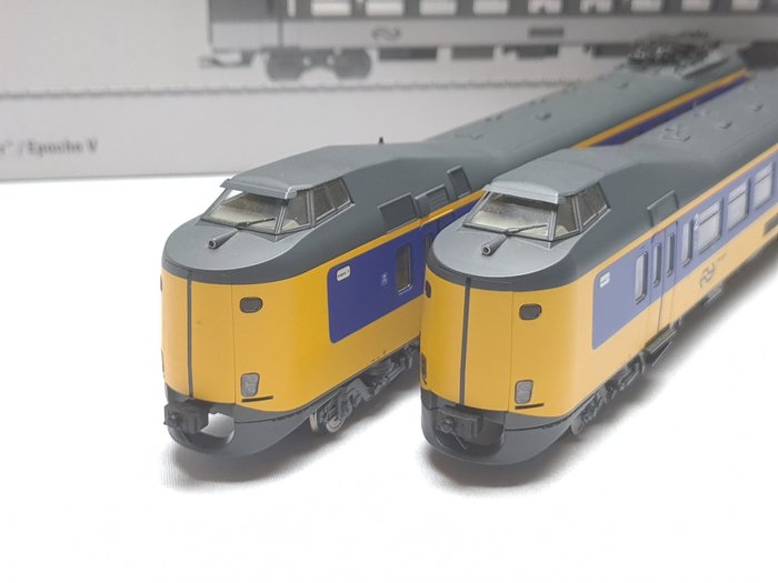Märklin H0 - 37421 - Convoi - 'Koploper' ICM, coffret de 4 trains interurbains - NS