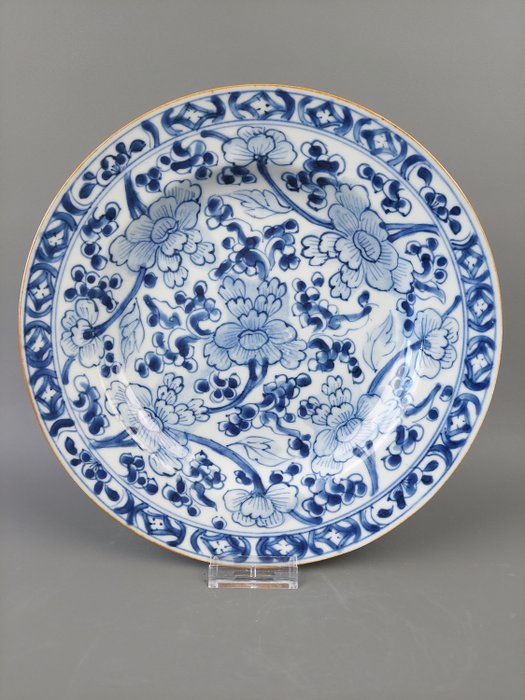 Piatto (1) - Blu e bianco - Porcellana - fiori - Very nice high quality kangxi Plate Ø 22,5cm - mint condition - Cina - Kangxi (1662-1722)