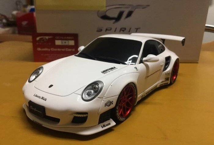 GT Spirit - 1:18 - Porsche 911 - 997 LB