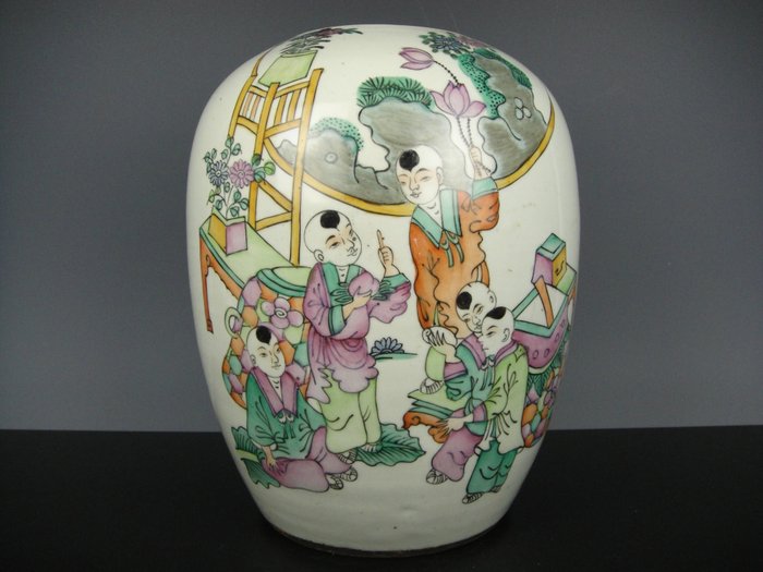 Vaso - Porcellana - Cina - Periodo repubblica (1912-1949)