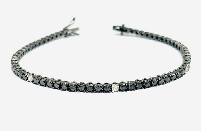 Preview of the first image of Astralia - 18 kt. White gold - Bracelet - 4.72 ct - Diamonds.