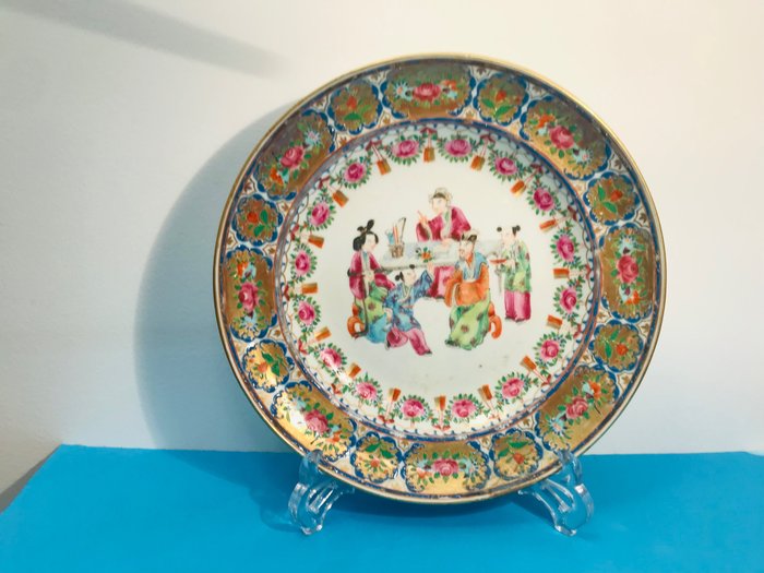 Piatto - Famille rose - Porcellana - Cina - Qianlong (1736-1795)