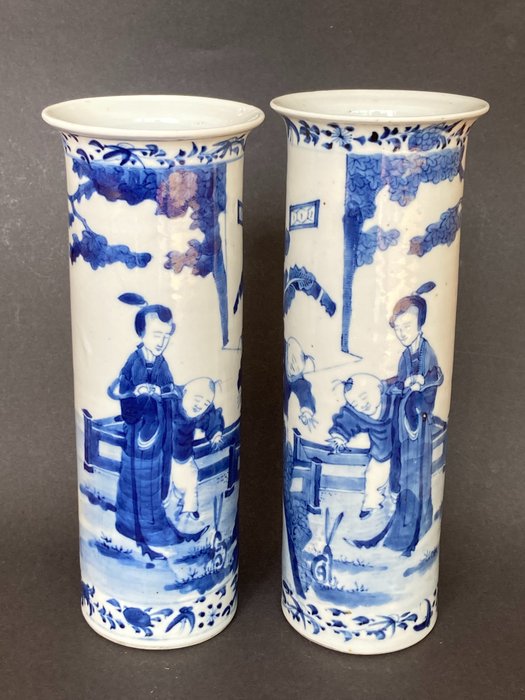 Vasi (2) - Blu e bianco - Porcellana - Cina - XIX secolo
