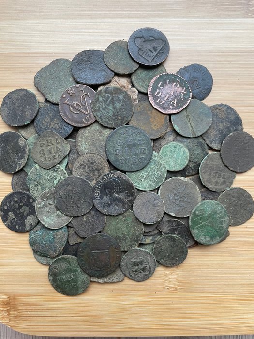 Nederland. Lot ca 100 stuks bodemvondst munten 1600 - heden