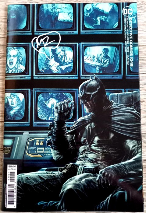 Detective Comics #1048 NEW 2022 THE BATMAN MOVIE ! " Lee Bermejo Variant Cover " - Signed by creator Matthew Rosenberg !!! With COA !! (2022)