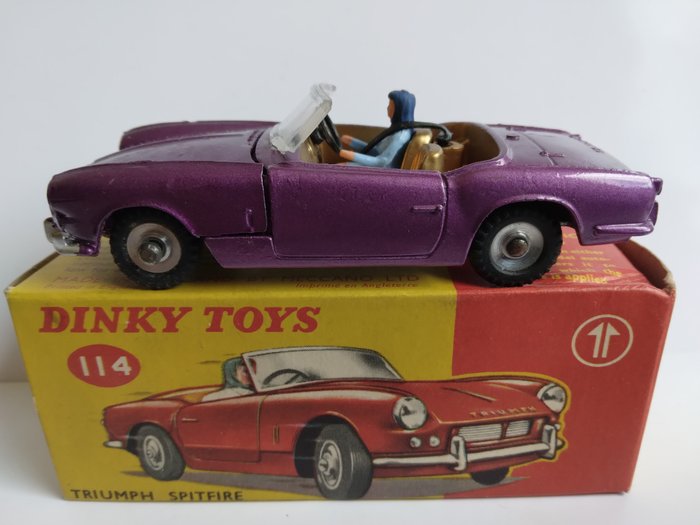 Dinky Toys - 1:43 - No. 114 Triumph Spitfire - rare color
