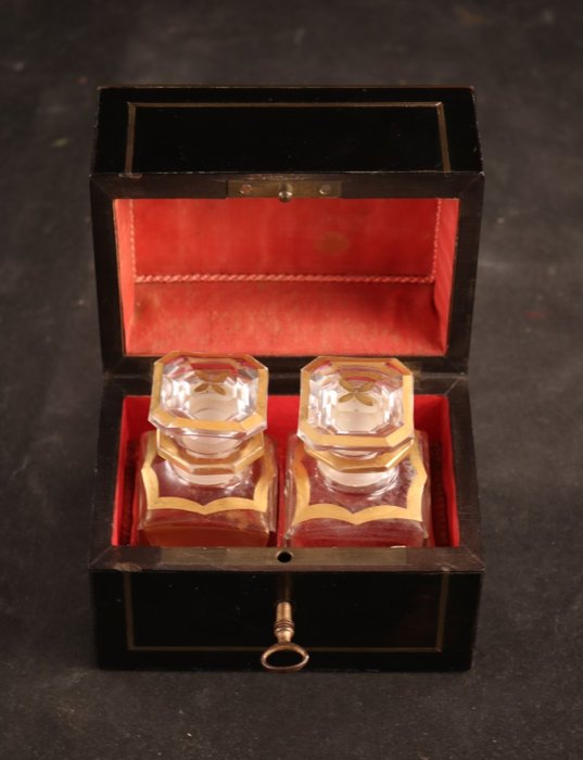 Antica scatola con boccette di profumo - Bronzo, Mogano, Vetro - XIX secolo
