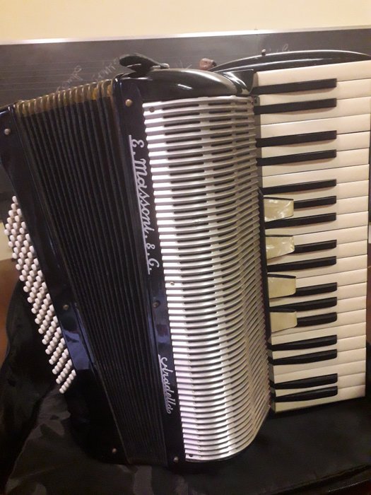 E.Massoni - Stradella - Piano accordeon