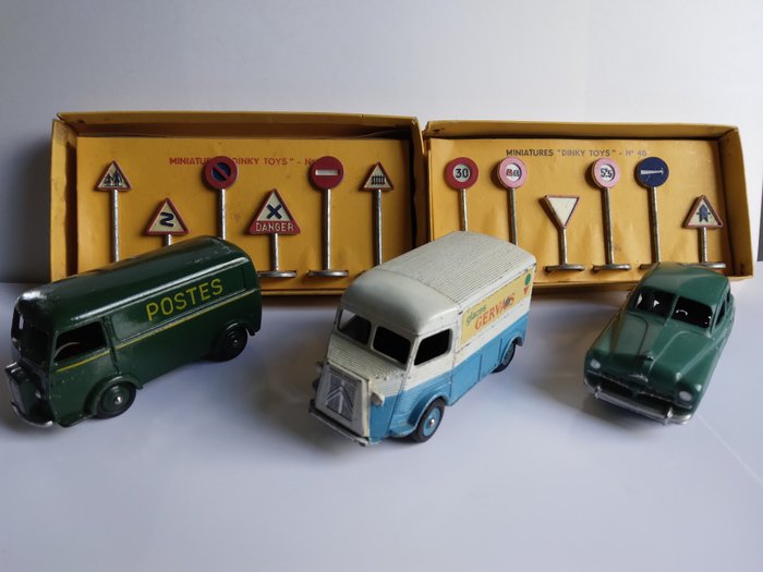 Dinky Toys - 1:48 - No. 25CHG Citroen Gervais + 2 Autos + 2 Accessoires - Rare