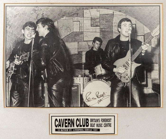 Signed Framed Photo - Signed by Pete Best - COA - Signed memorabilia (original authograph) - 1994/1994