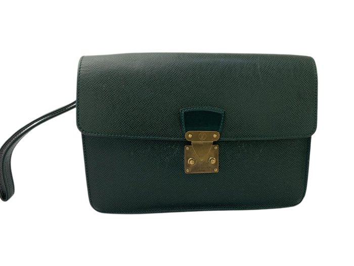 Louis Vuitton - Taiga - Clutch bag - Catawiki