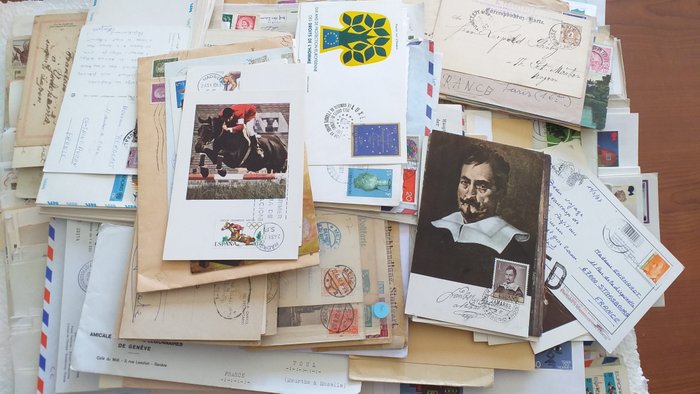 Monde 1900/1985 - une archive de plus de 700 lettres