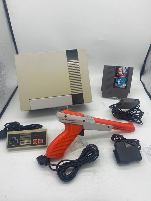 Nintendo, Nes 8-Bit Classic Nes-01 1985 Console+Original DuckHunt Game, Zapper Nes 8-bit - Ensemble de console de jeux vidéo + jeux