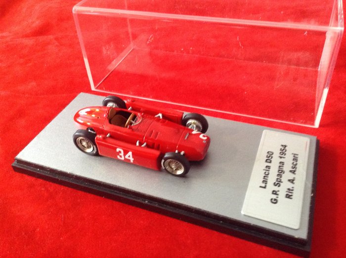 Antelmi - made in Italy - 1:43 - Lancia D50 F.1 first race Spanish GP 1954 - chassis #0001 - #34 of Alberto Ascari - excellent quality - very limited edition -- extremely rare