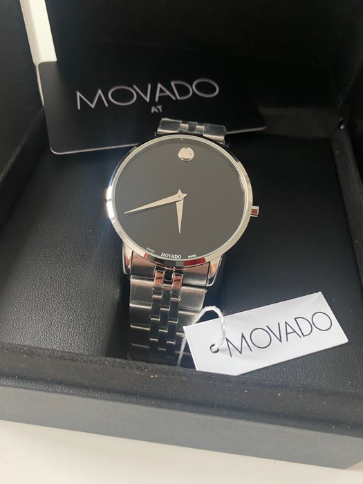 Preview of the first image of Movado - Museum mens - 0607199 - Men - 2011-present.