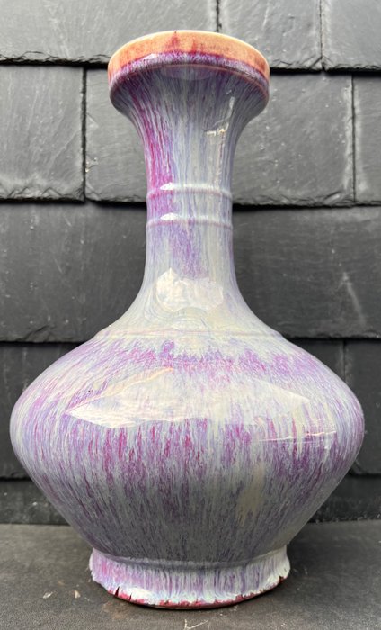 Vaso (1) - Monocromo - Porcellana - Cina - XX secolo