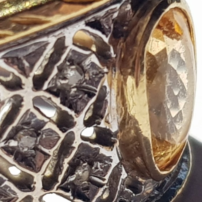 Image 3 of 18 kt. White gold, Yellow gold - Ring Topaz - Diamonds