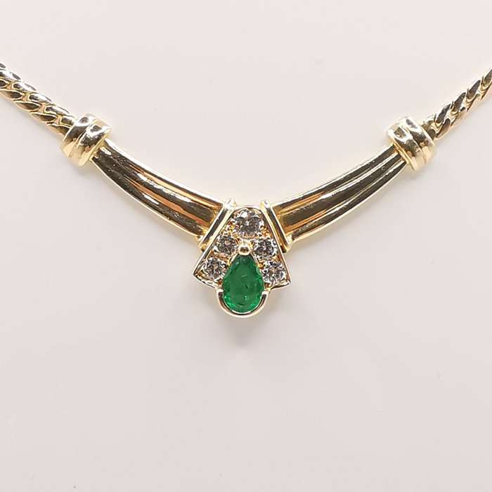 Image 3 of 18 kt. Yellow gold - Necklace - 0.60 ct Emerald
