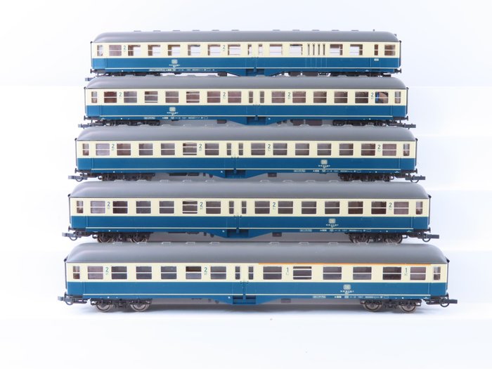 Roco H0 - 44957/44958/44959 - Transport de passagers - Lot de 5 voitures de train express avec poste de pilotage - DB