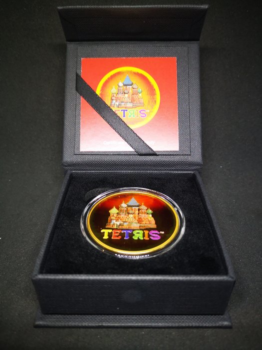 Niue. 2 Dollars 2021 Tetris St. Basil's Cathedral Red Colorized Gold Gilded Coin - 1 Oz