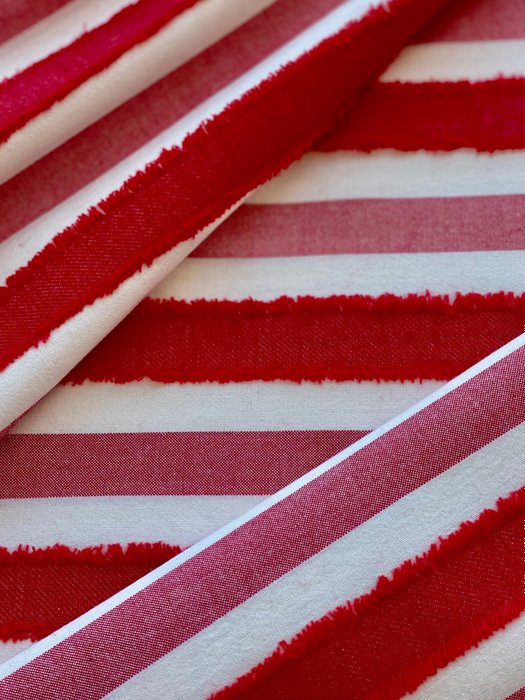 Large piece of fabric, with a striped pattern, finished in small fringes. 4.00 x 1.50 for sale  