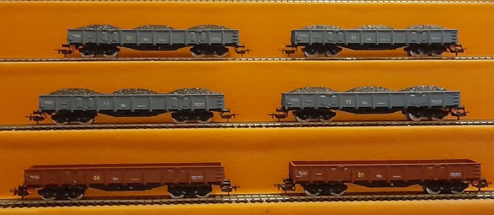 Electrotren H0 - 5151/5151/5152/5152/5152/5152 - Freight carriage - 6 flat wagons including 4 loaded with minerals - RN