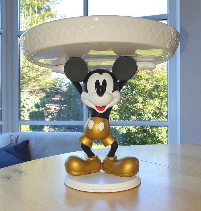 Preview of the first image of Disney Store - Mickey Mouse cake stand with gold trousers and shoes in Original Packaging.
