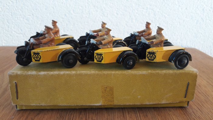 Dinky Toys - 1:43 - Motor Cycle Patrol Trade Pack nr. 270