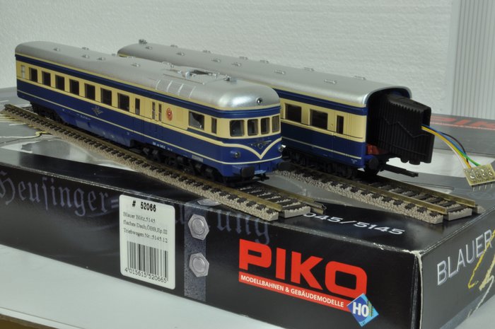 Piko H0 - 52066 - diesel multiple unit - No Reserve - Rh 5145/6545, Blue Lightning, flat roof - ÖBB