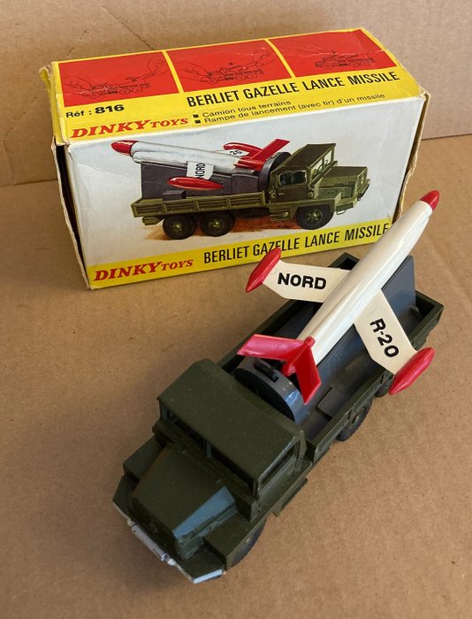 Dinky Toys - 1:43 - ref. 816 Berliet Gazelle Lance Missile - Gemaakt in Engeland