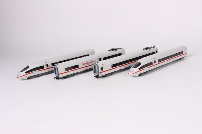 Märklin H0 - 37780/43747 - Passenger carriage, Train unit - No Reserve - ICE3 train set with extra intermediate car - DB