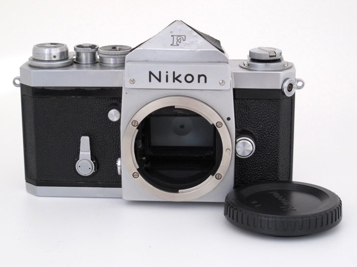 Nikon F Nippon Kogaku Nr. 6460491 mit Prisma