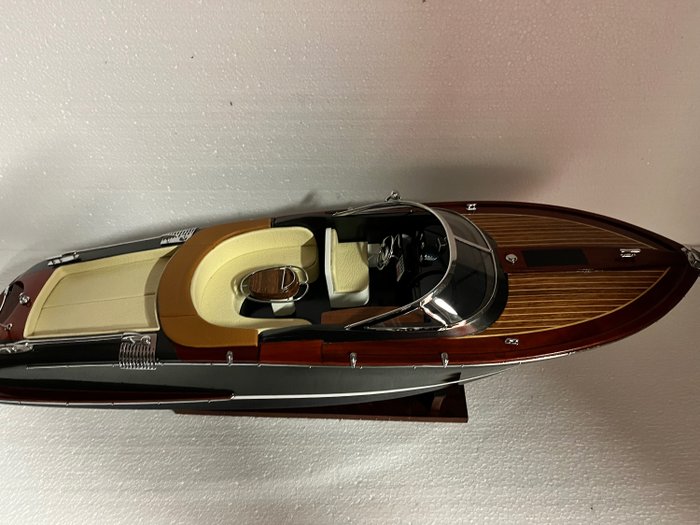 maquette Riva version Aquariva 53 cm Luxe en bois 1:14 - Barco a escala