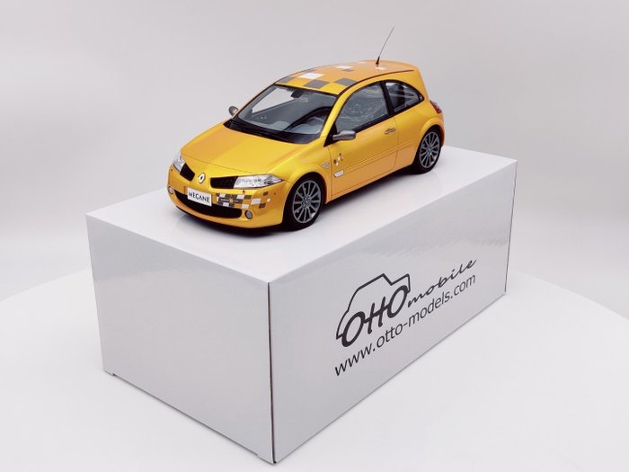 Otto Mobile - 1:18 - Renault Mégane 2 RS F1 Team R26 Sirius Yellow Modellautos Modellautos gebraucht kaufen  
