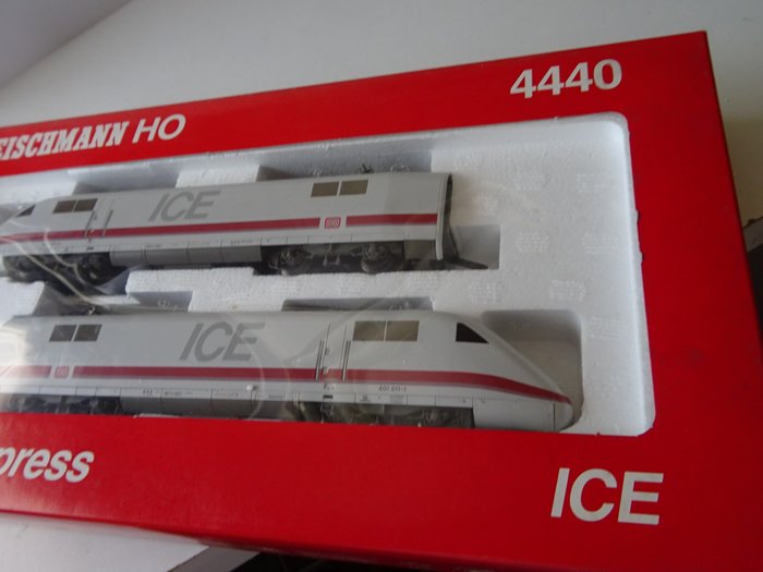 Fleischmann H0 - 4440 - Railcar - ICE-1 E multiple unit BR 401, 2 pieces - DB