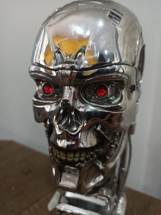 Terminator 2 Judgment Day (1991) - T-800 Polyresin Head Bust (mint condition)