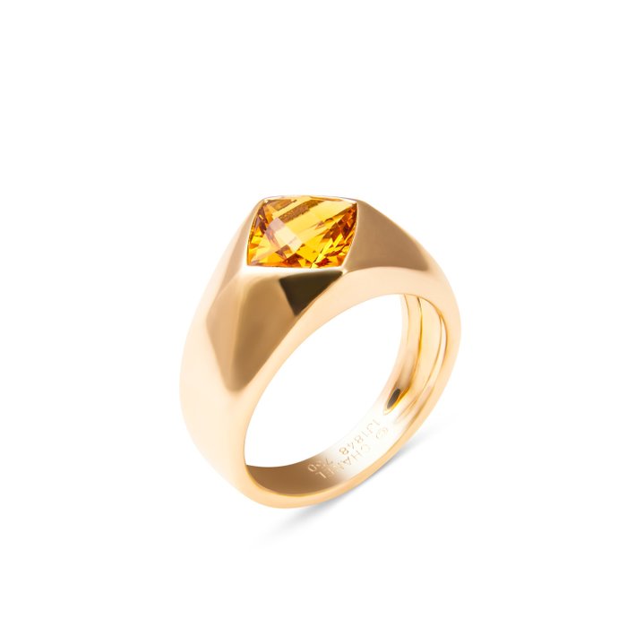 Preview of the first image of Chanel - 18 kt. Gold, Yellow gold - Ring Citrine.